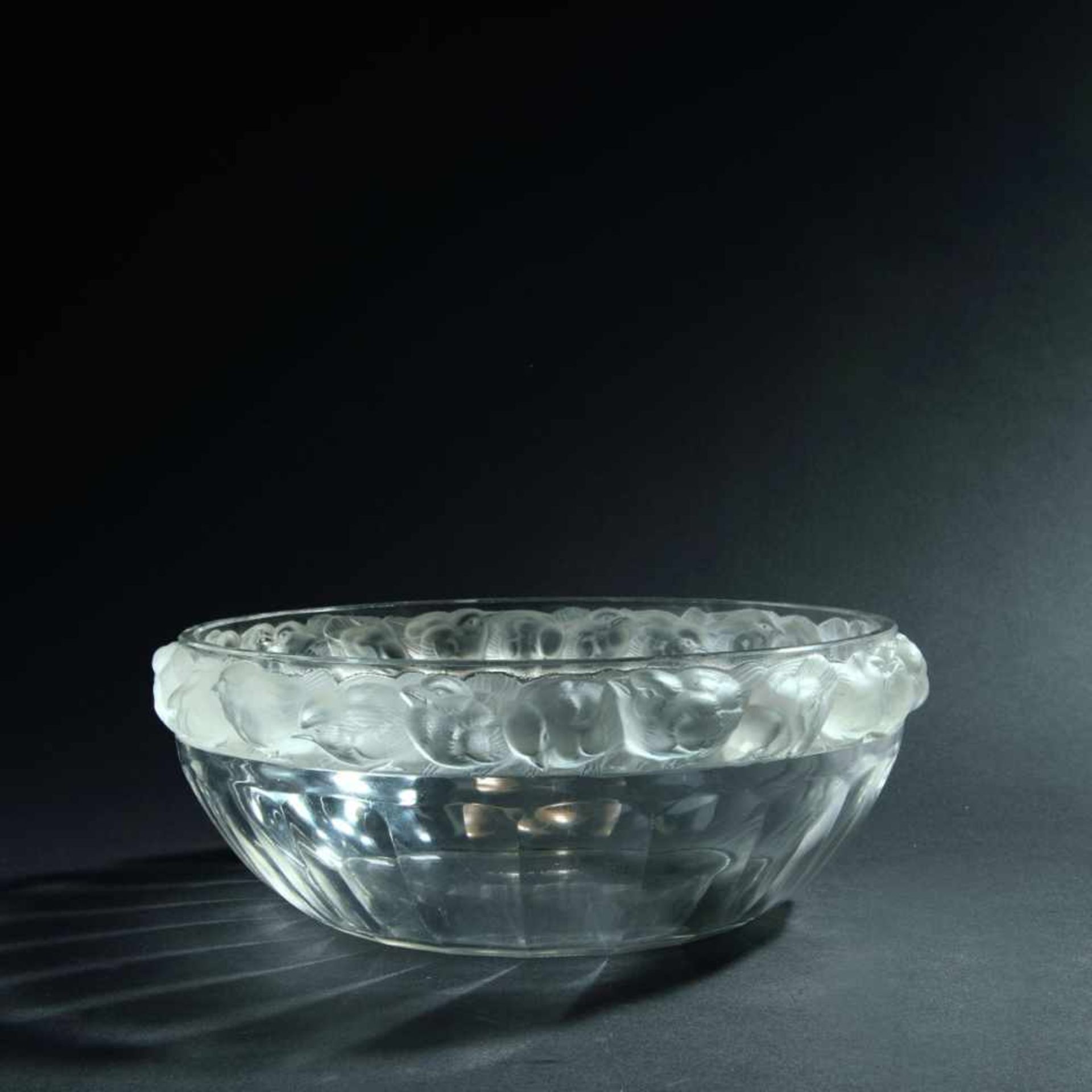 René Lalique, 'Mésanges' bowl, 1931'Mésanges' bowl, 1931D. 25 cm. Clear moulded glass, relief birds,