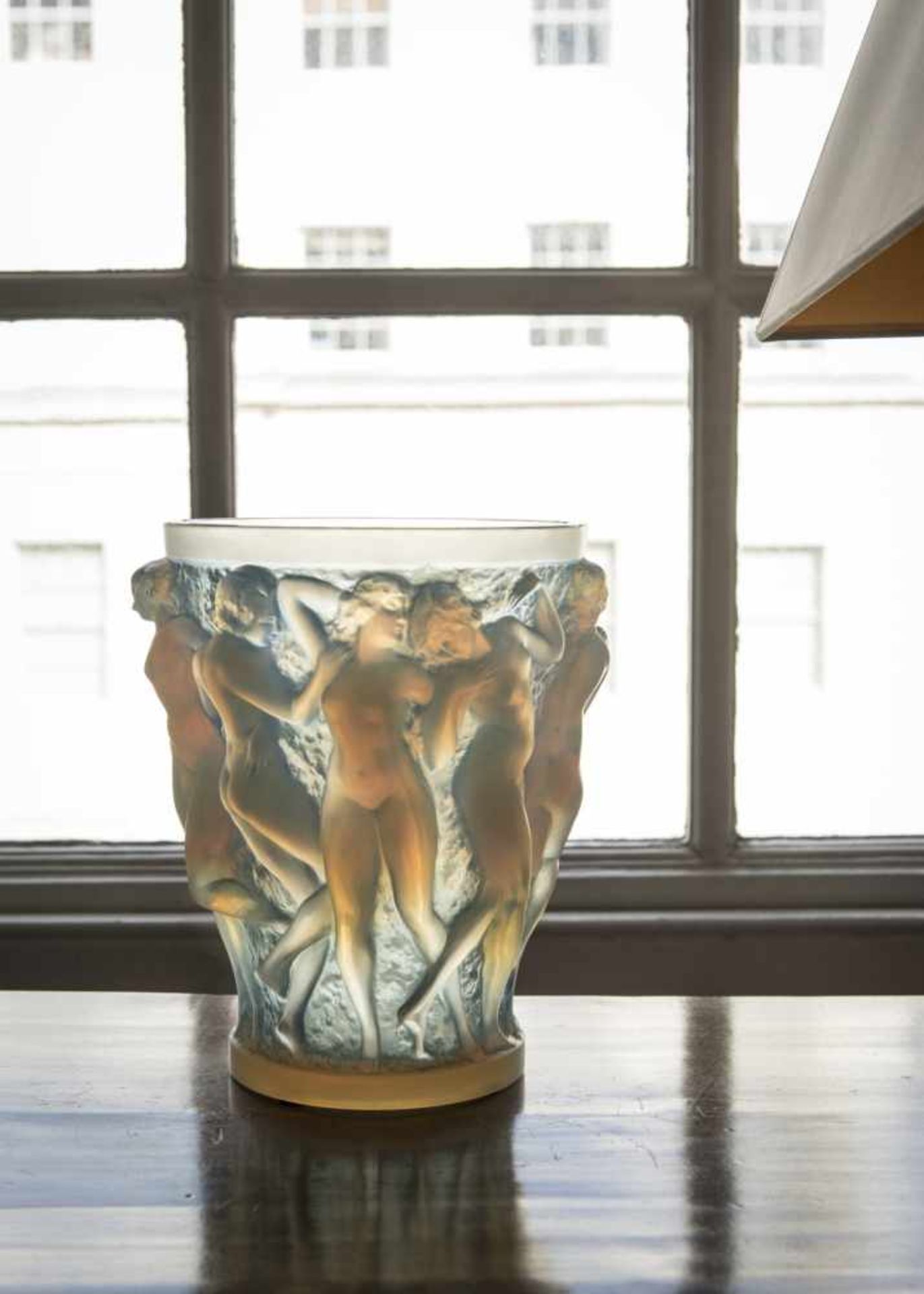 René Lalique, 'Bacchantes' vase, 1927'Bacchantes' vase, 1927H. 24.8 cm. Clear moulded glass, - Bild 4 aus 4