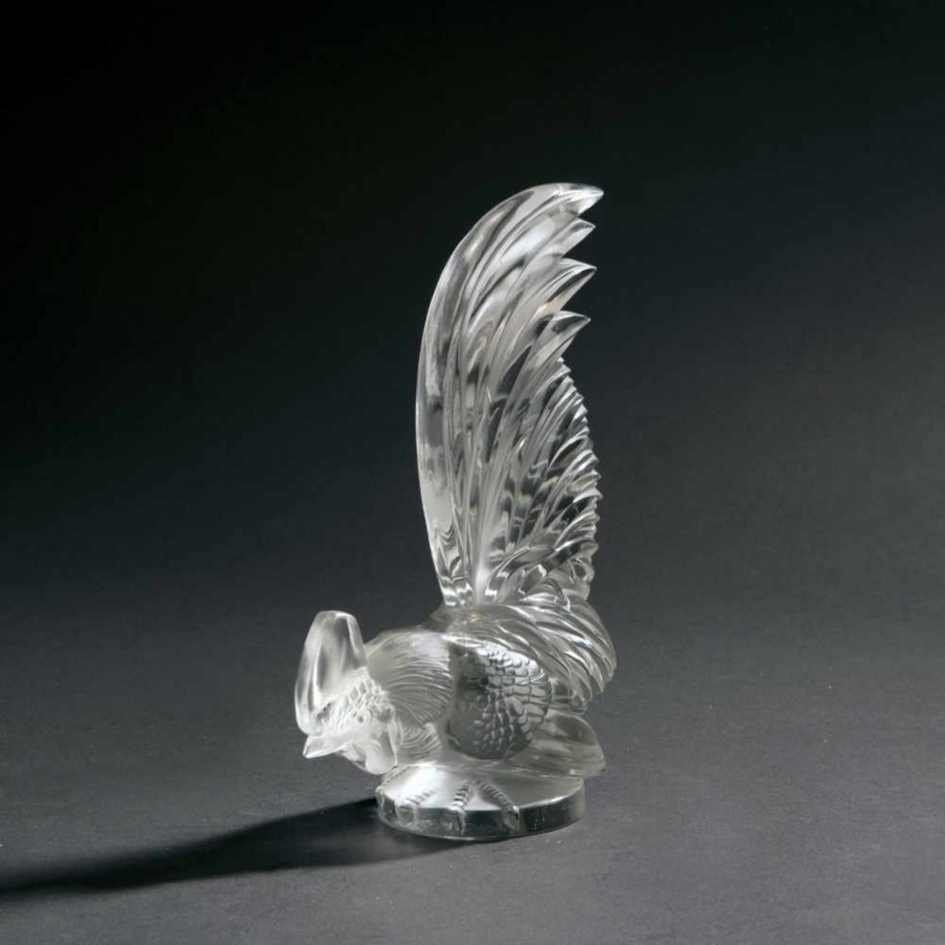 Rene Lalique, 'Coq Nain' paper weight, 1928'Coq Nain' paper weight, 1928H. 20.5 cm. Clear moulded - Bild 2 aus 4