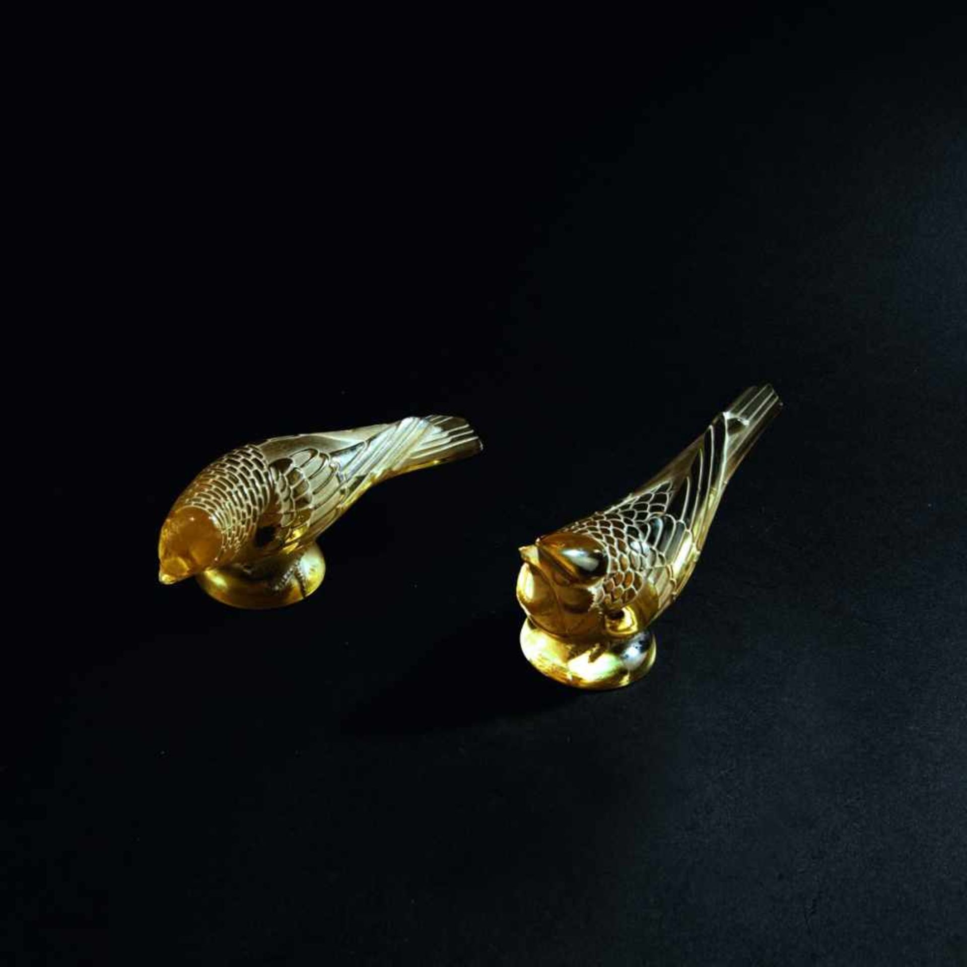 René Lalique, Two paperweights 'Chardonneret timide' and 'Chardonneret hardi', 1931Two