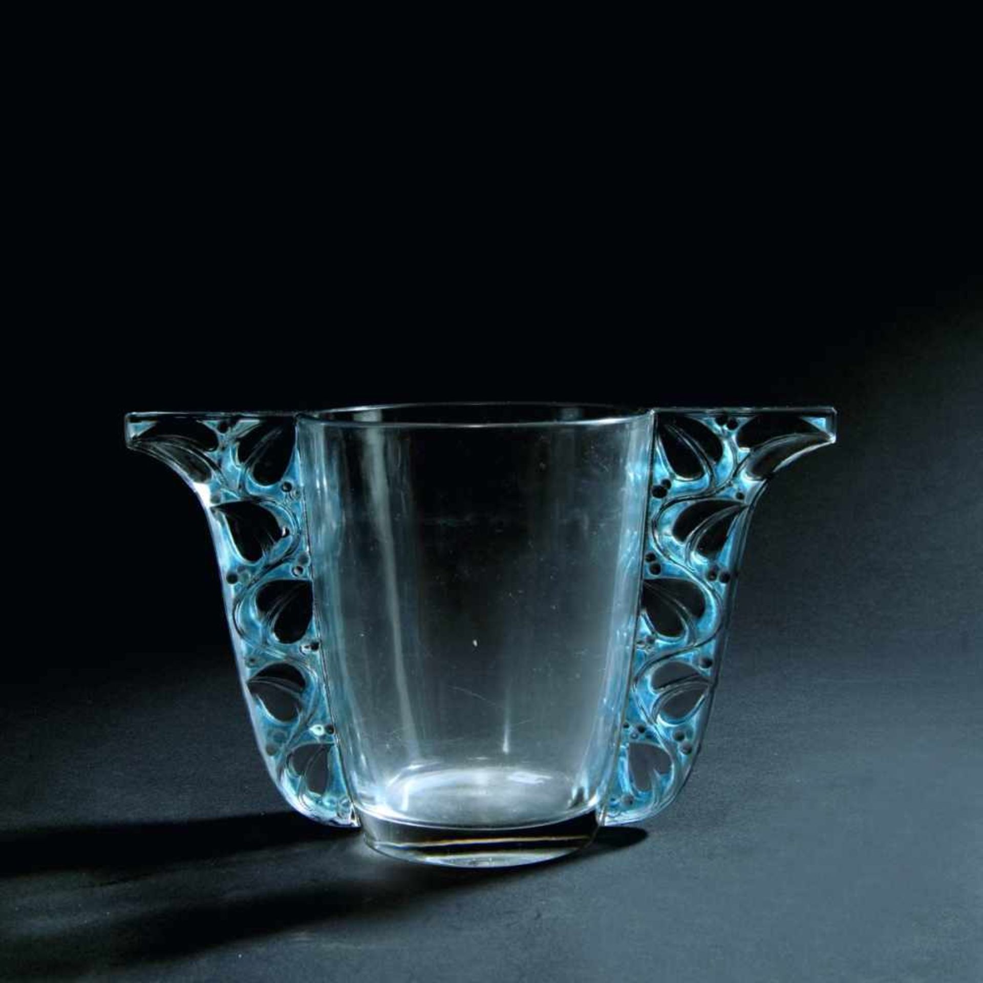 René Lalique, 'Honfleur' vase with handles, 1927'Honfleur' vase with handles, 1927Cup shape with