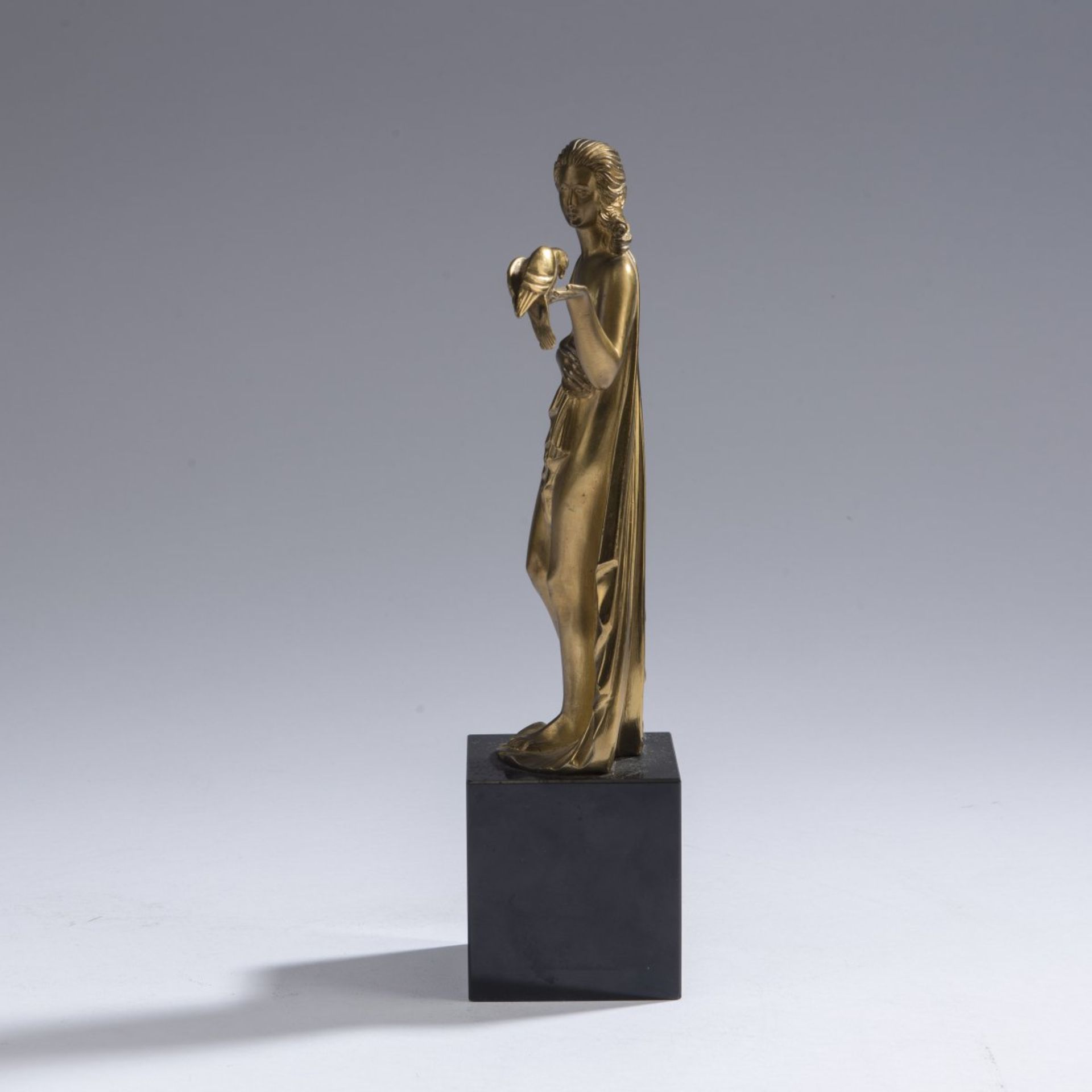 Demètre H. Chiparus, 'Messenger of Love', c. 1920'Messenger of Love', c. 1920H. 28.5 cm (with base). - Bild 6 aus 6