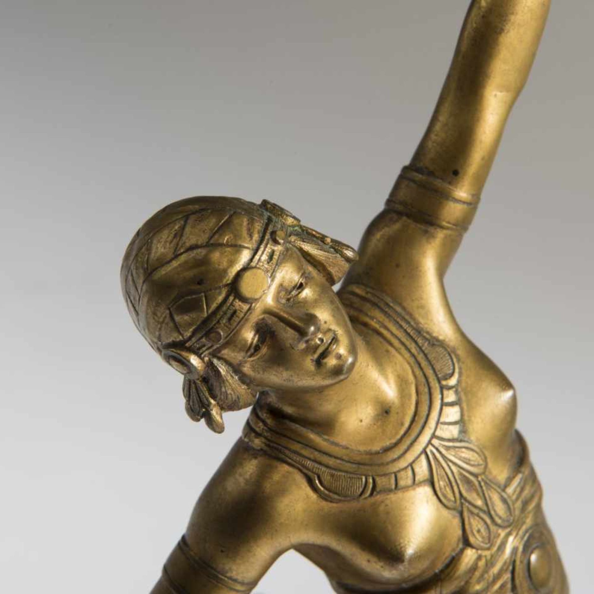 J. Garnier-Villain, Dancer, 1920sDancer, 1920sH. 37.3 cm (with base). Cold-painted bronze. Plinth - Bild 5 aus 5