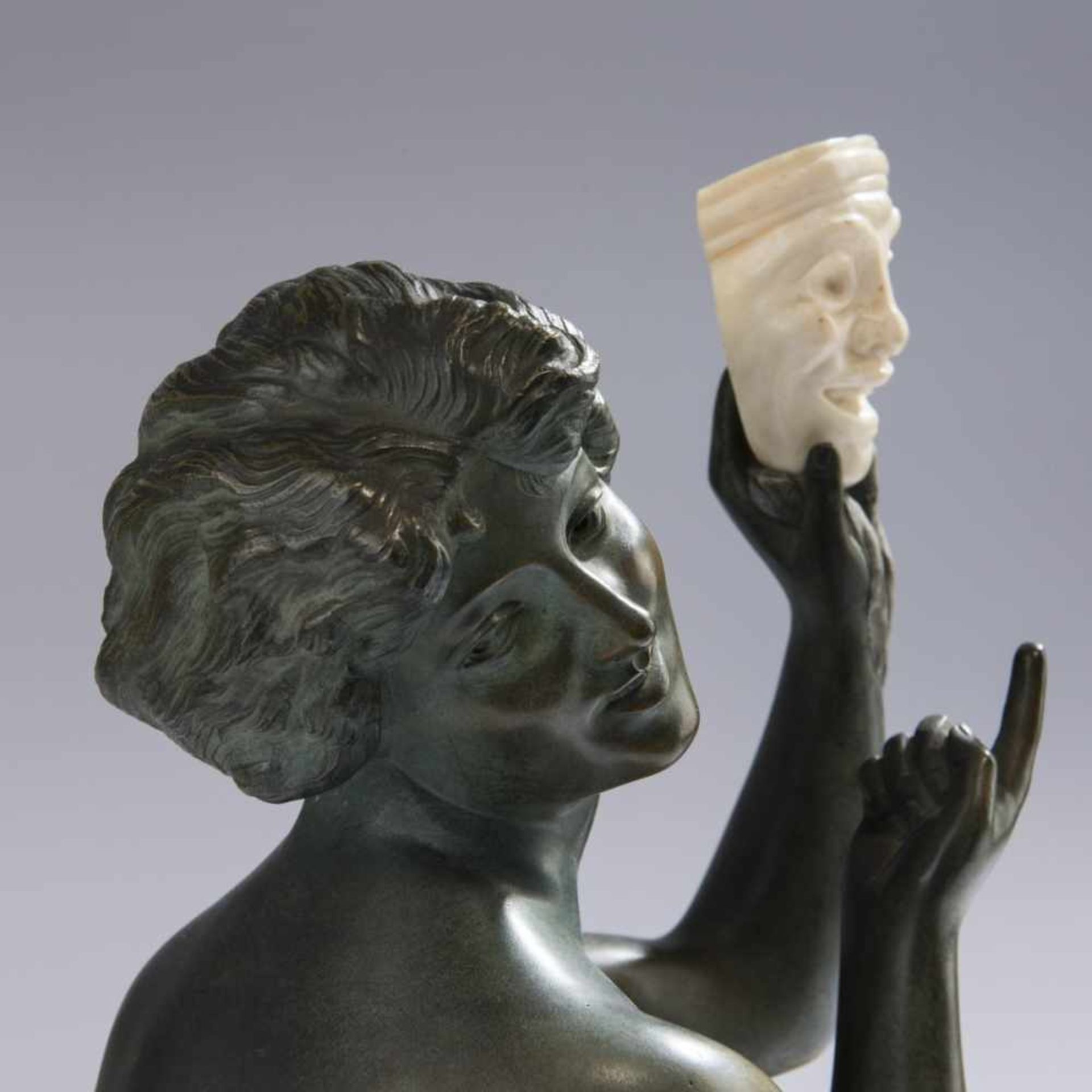 Affortunato Gory, Female nude with mask, 1920sFemale nude with mask, 1920sH. 42.5 cm (with base). - Bild 2 aus 6