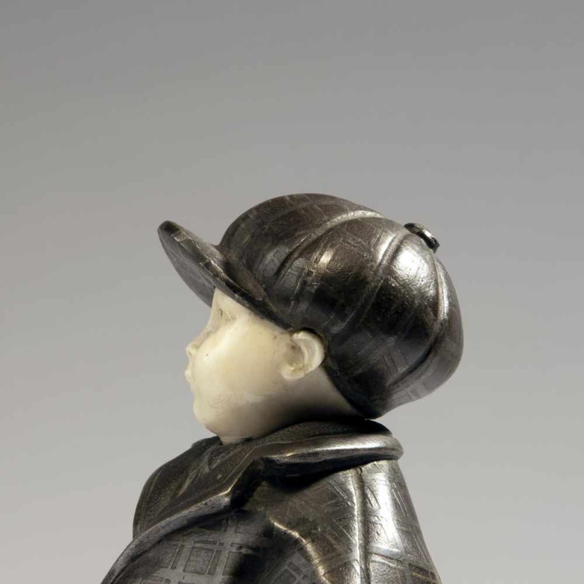 Alexander Kéléty, 'Freddy', c. 1925'Freddy', c. 1925H. 22 cm (incl. base). Cold-painted bronze, head - Bild 4 aus 5