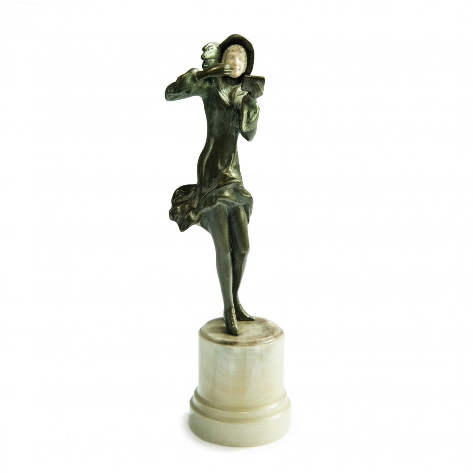 Austria, Fashion lady, c. 1920Fashion lady, c. 1920H. 23.5 cm (with base). Cold-painted bronze,