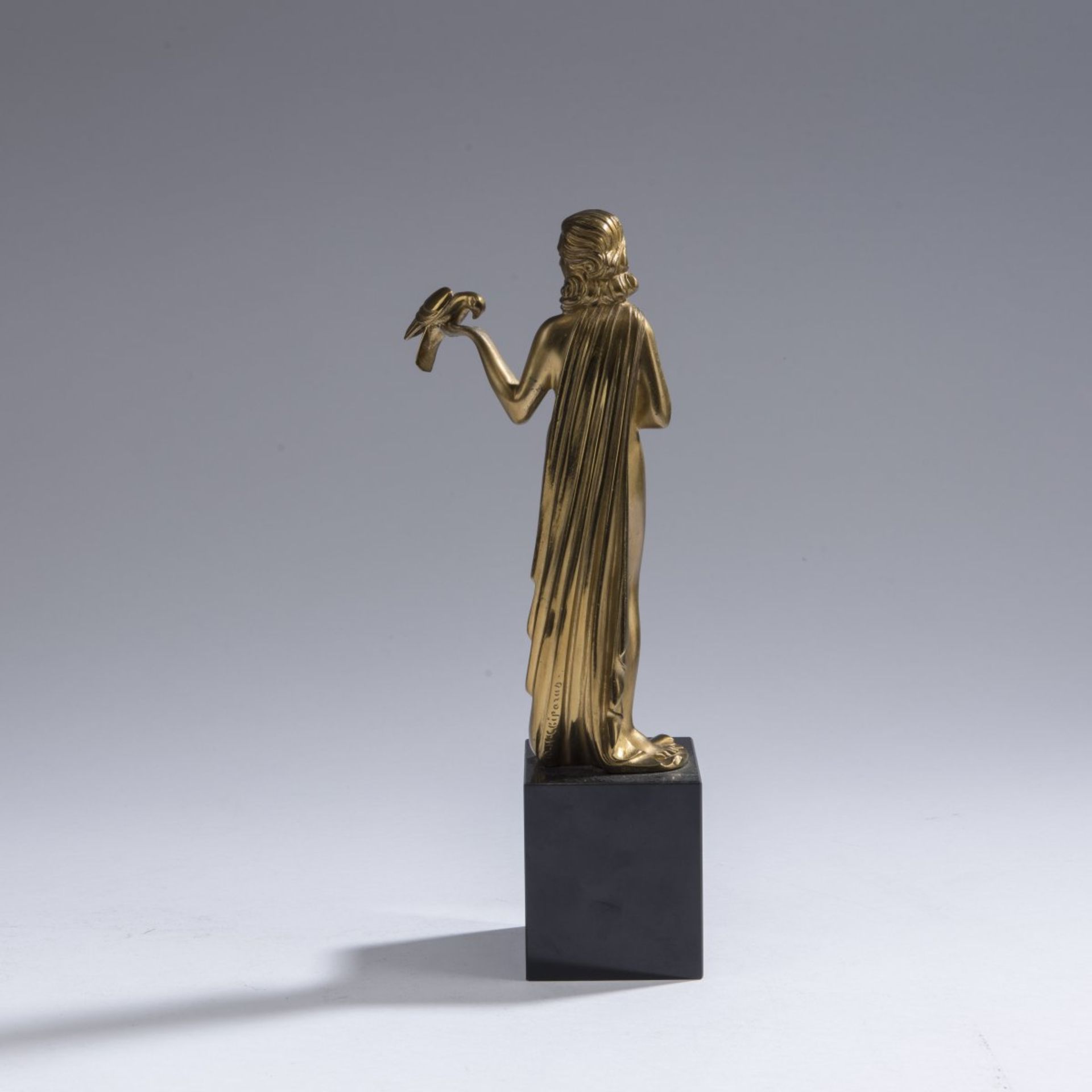 Demètre H. Chiparus, 'Messenger of Love', c. 1920'Messenger of Love', c. 1920H. 28.5 cm (with base). - Bild 4 aus 6