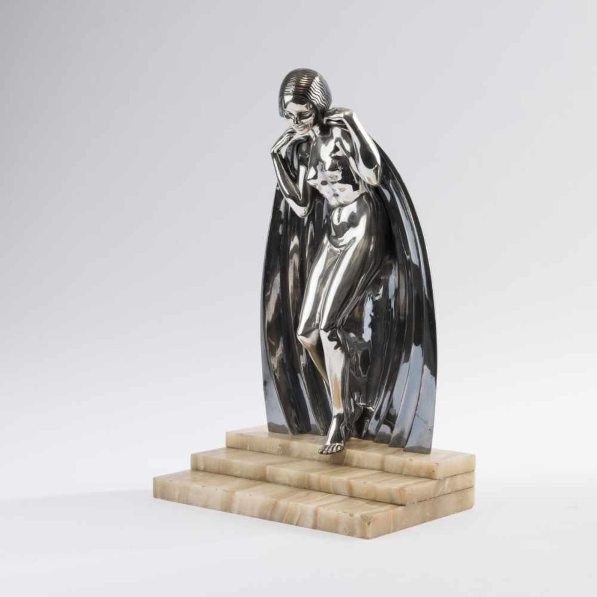 Raymonde (Y) Guerbe, Striding Lady, c. 1925Striding Lady, c. 1925H. 39.5 cm (with base). Bronze, - Bild 7 aus 8