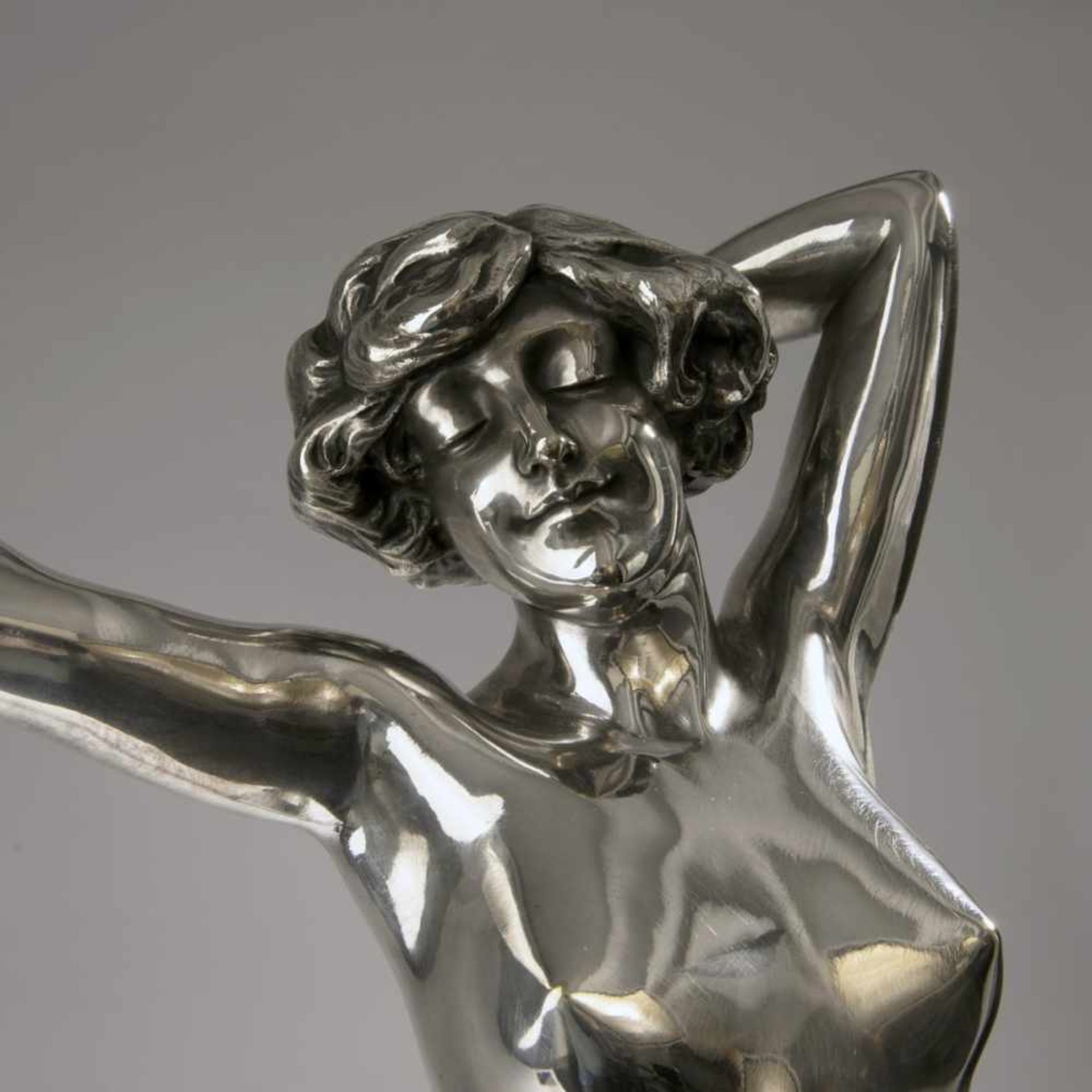 Paul Philippe, 'Awakening', c. 1930'Awakening', c. 1930H. 74.5 cm (incl. base). Bronze, silver- - Bild 5 aus 7