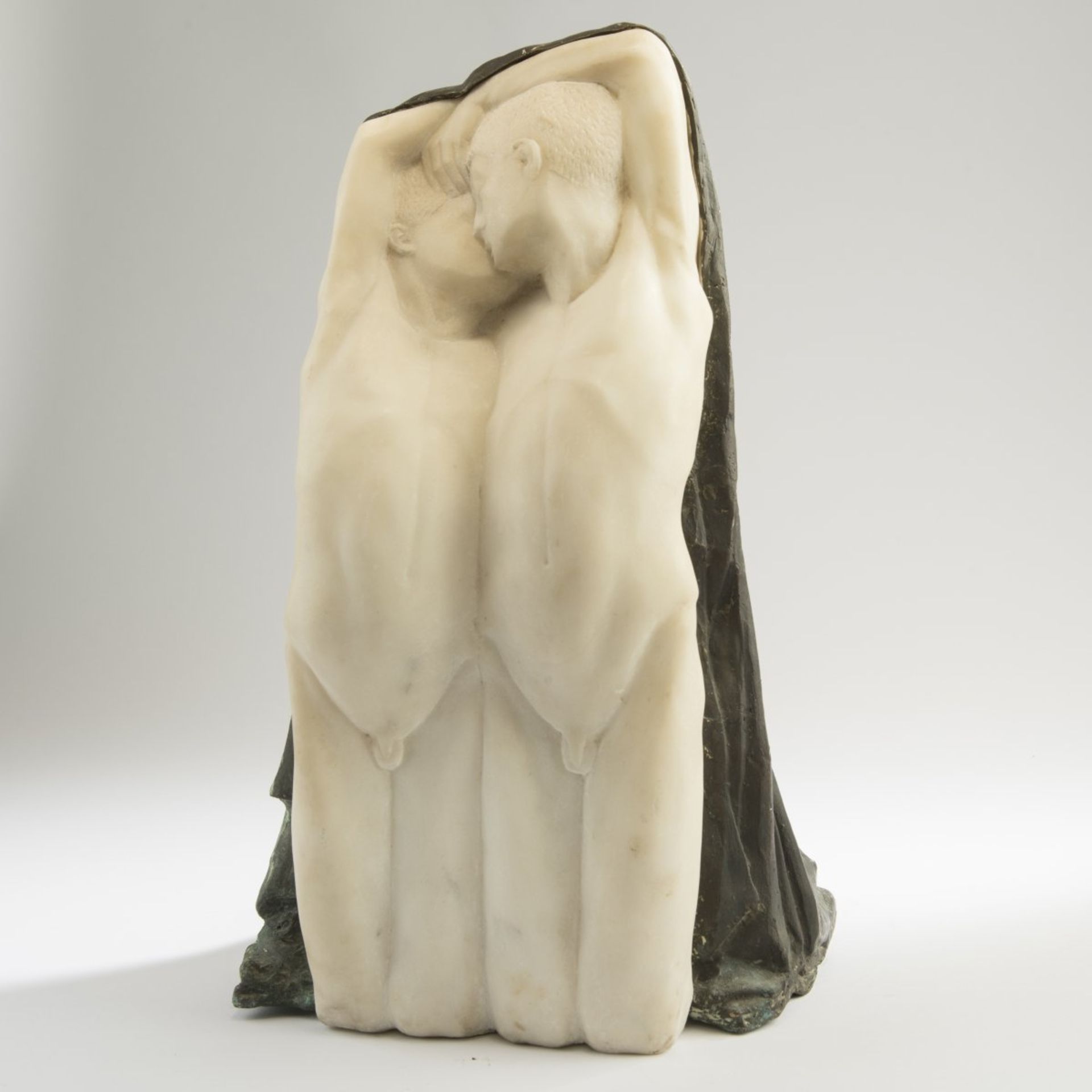 Georg Minne (attr.), Two boys, c.1900Two boys, c.1900H. 50 cm, 31 x 31 cm (total). Alabaster, - Bild 6 aus 6