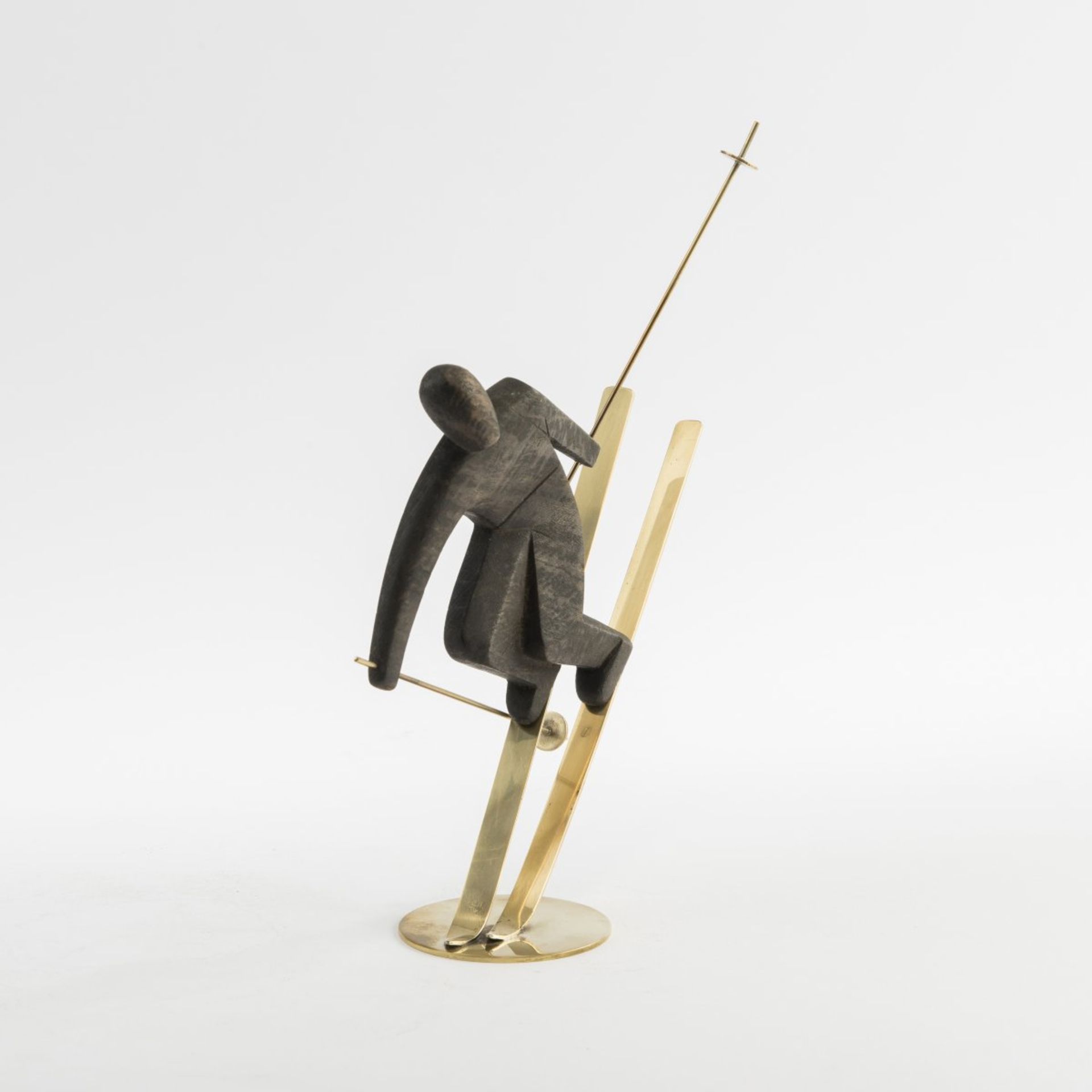 Hagenauer, Vienna, Skier, 1950sSkier, 1950sH. 26 cm. Brass, carved wood. Figure: WHW MADE IN - Bild 4 aus 5