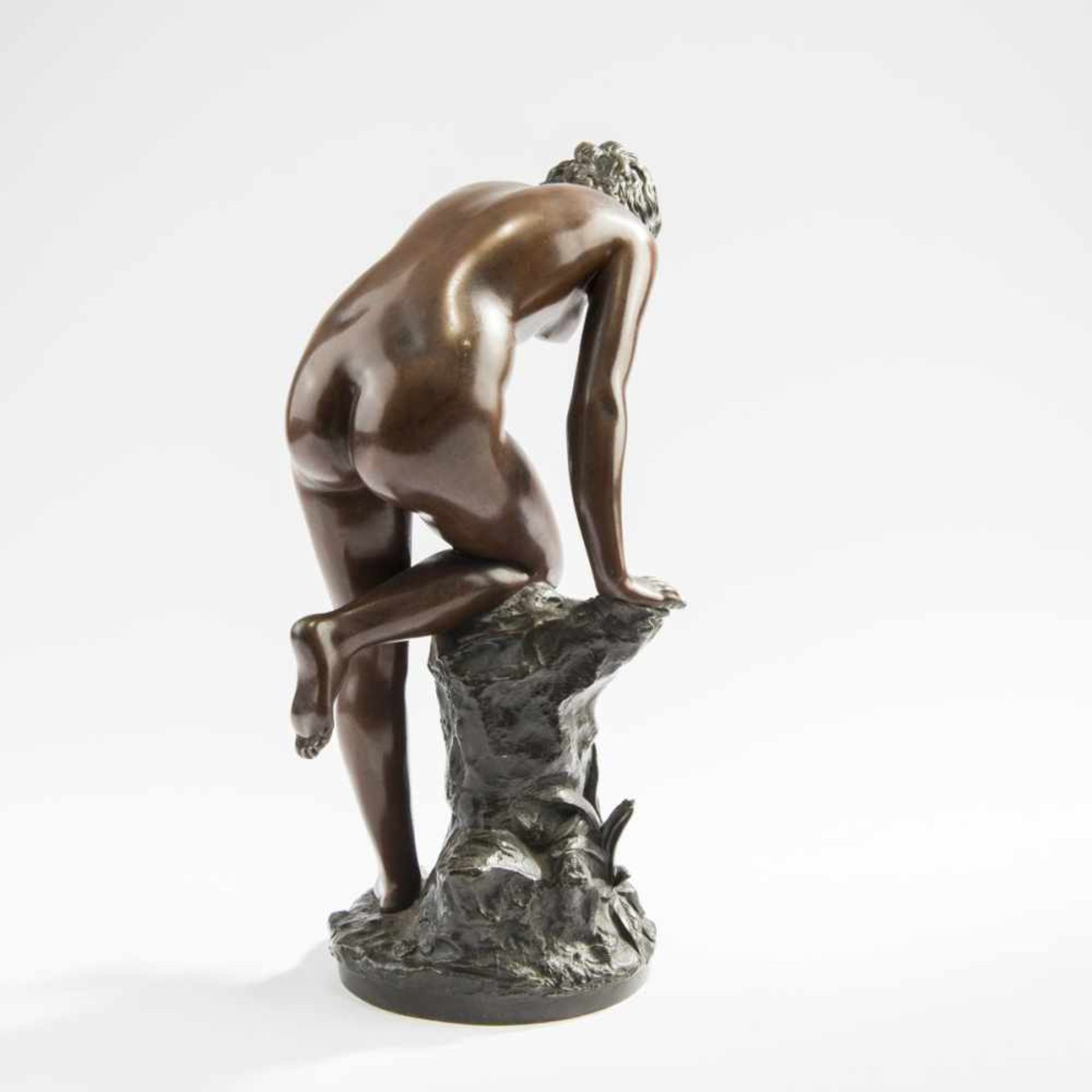 Antonio Giovanni Lanzirotti, 'La Source', c. 1900'La Source', c. 1900H. 36.5 cm. Bronze, patinated - Bild 3 aus 7