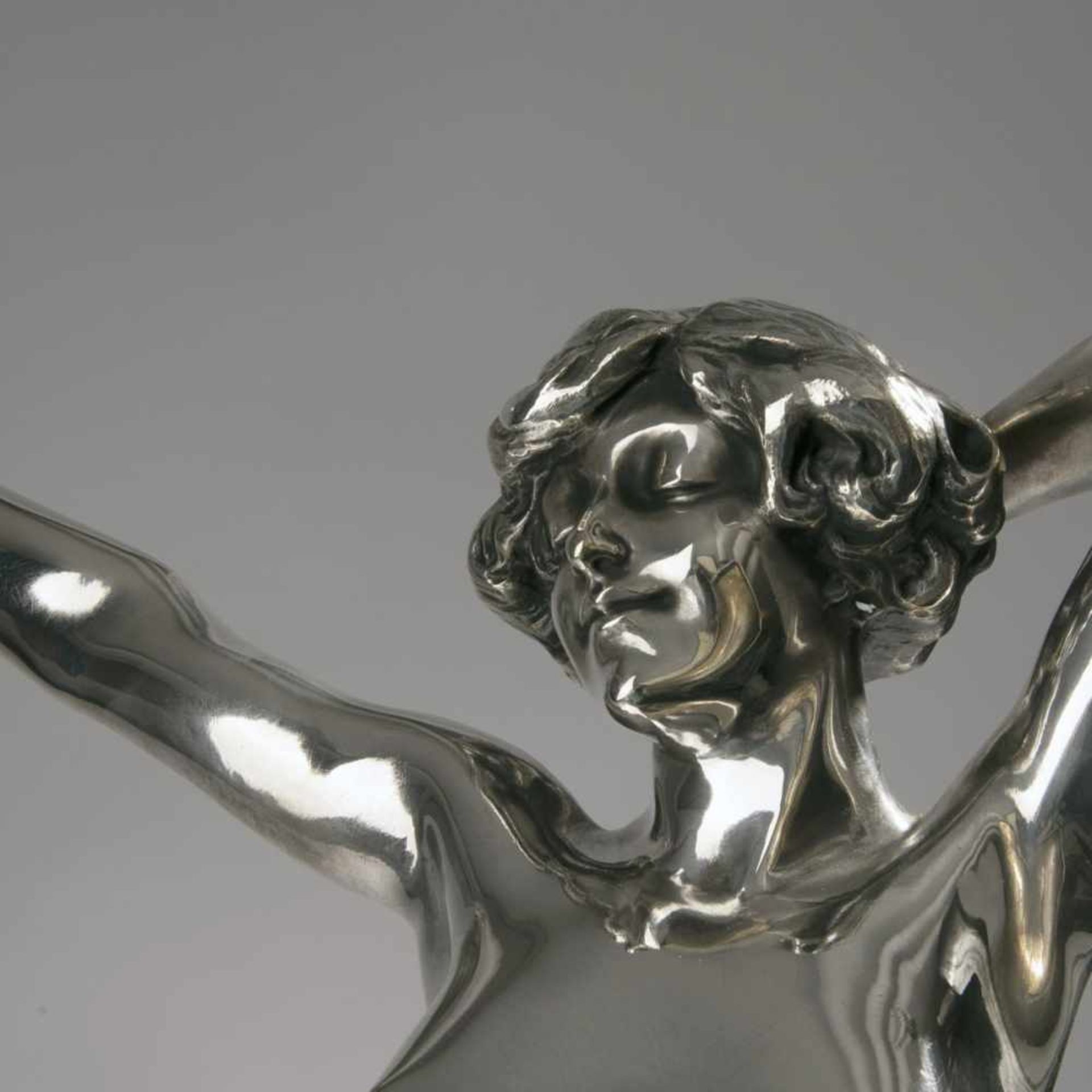 Paul Philippe, 'Awakening', c. 1930'Awakening', c. 1930H. 74.5 cm (incl. base). Bronze, silver- - Bild 6 aus 7