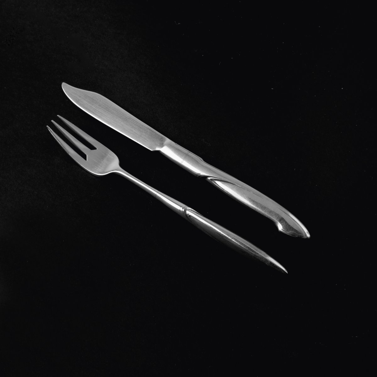 Henry van de Velde, Fruit fork and knife 'Model I', 1905/06Fruit fork and knife 'Model I', 1905/06L.
