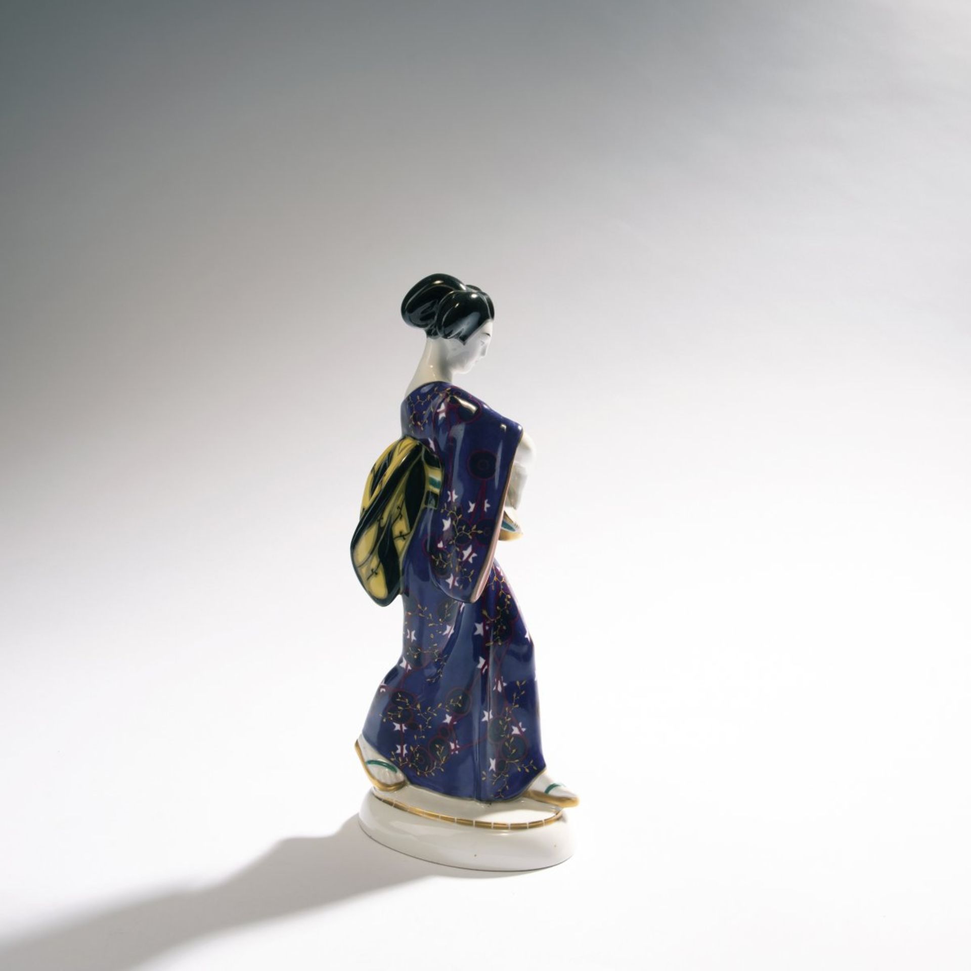 Adolph Amberg, 'Japanese woman', 1909'Japanese woman', 1909H. 27 cm. Made by StPM Berlin, 1924. - Bild 2 aus 3