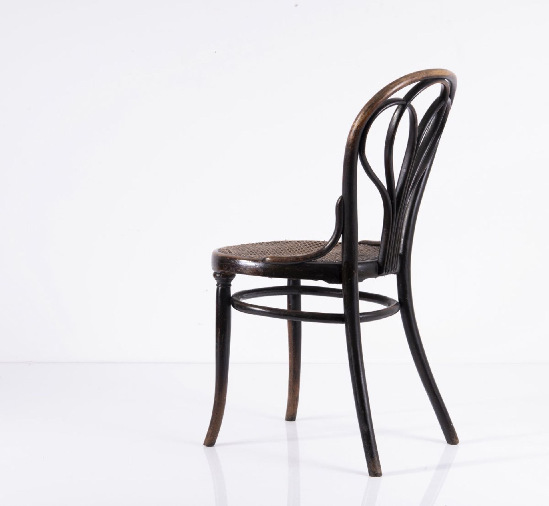 Michael Thonet, Chair '25', 1865Chair '25', 1865H. 89.5 x 57 x 43 cm. Made by Thonet, Vienna. Beech, - Bild 7 aus 11