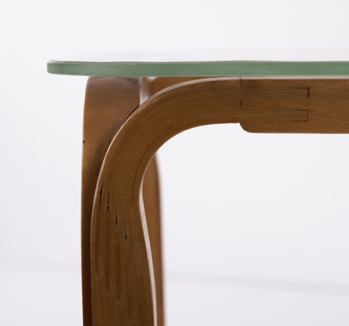 Alvar Aalto, Side table 'Y85', around 1947Side table 'Y85', around 1947H. 43.5 x 64 x 41 cm. Made by - Image 8 of 12