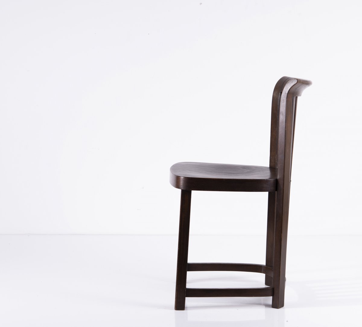 Josef Hoffmann, '797' chair, 1914'797' chair, 1914H. 77 x 50,5 x 43 cm. Made by Thonet, Vienna. - Image 5 of 11