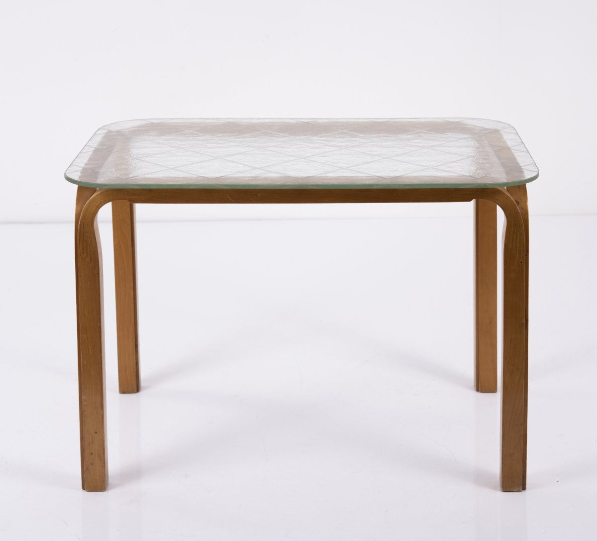 Alvar Aalto, Side table 'Y85', around 1947Side table 'Y85', around 1947H. 43.5 x 64 x 41 cm. Made by - Image 2 of 12