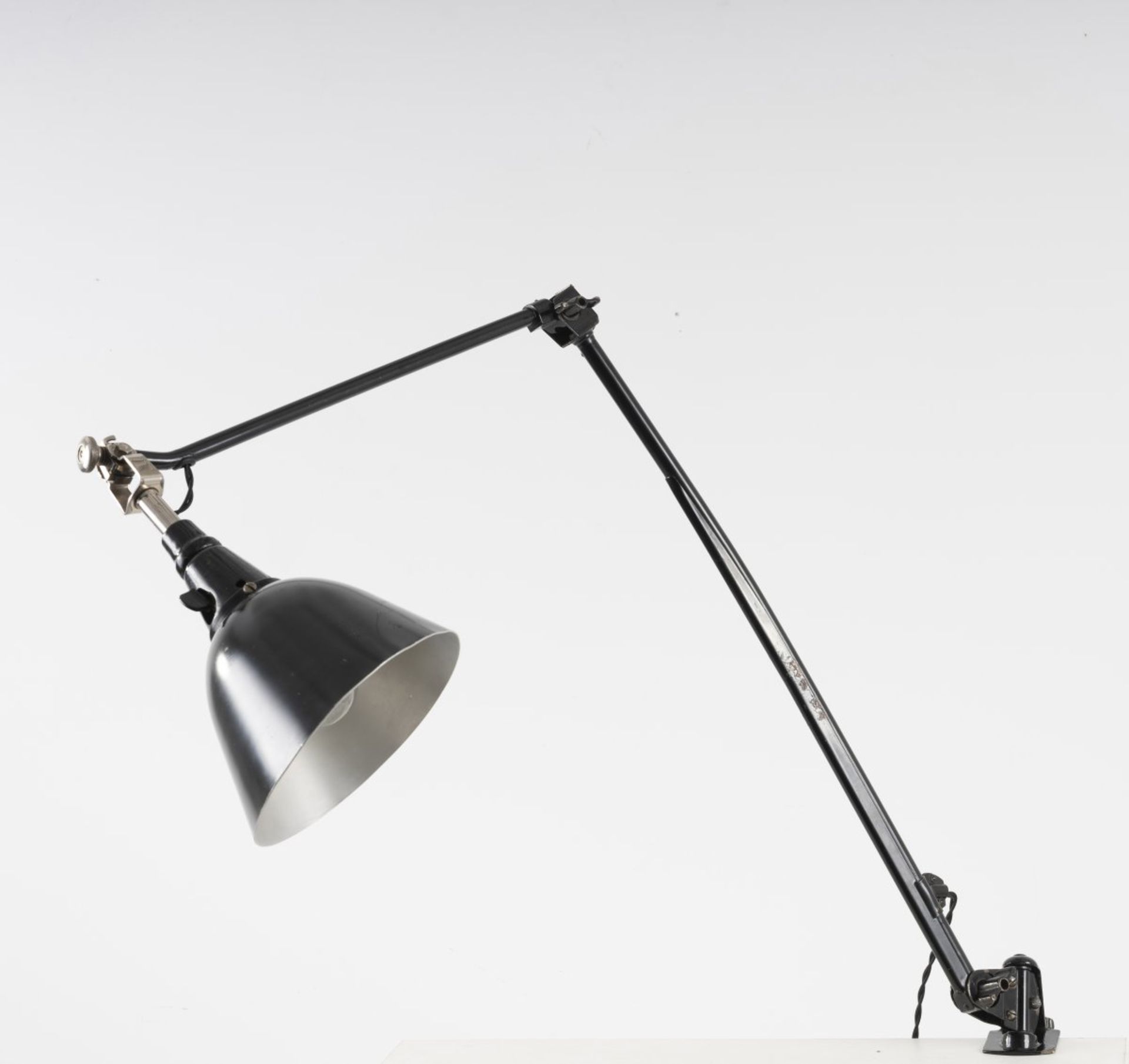 Curt Fischer, Lamp for table attachmentLamp for table attachment'Doppeltischarm No. 114 size I', - Bild 3 aus 6