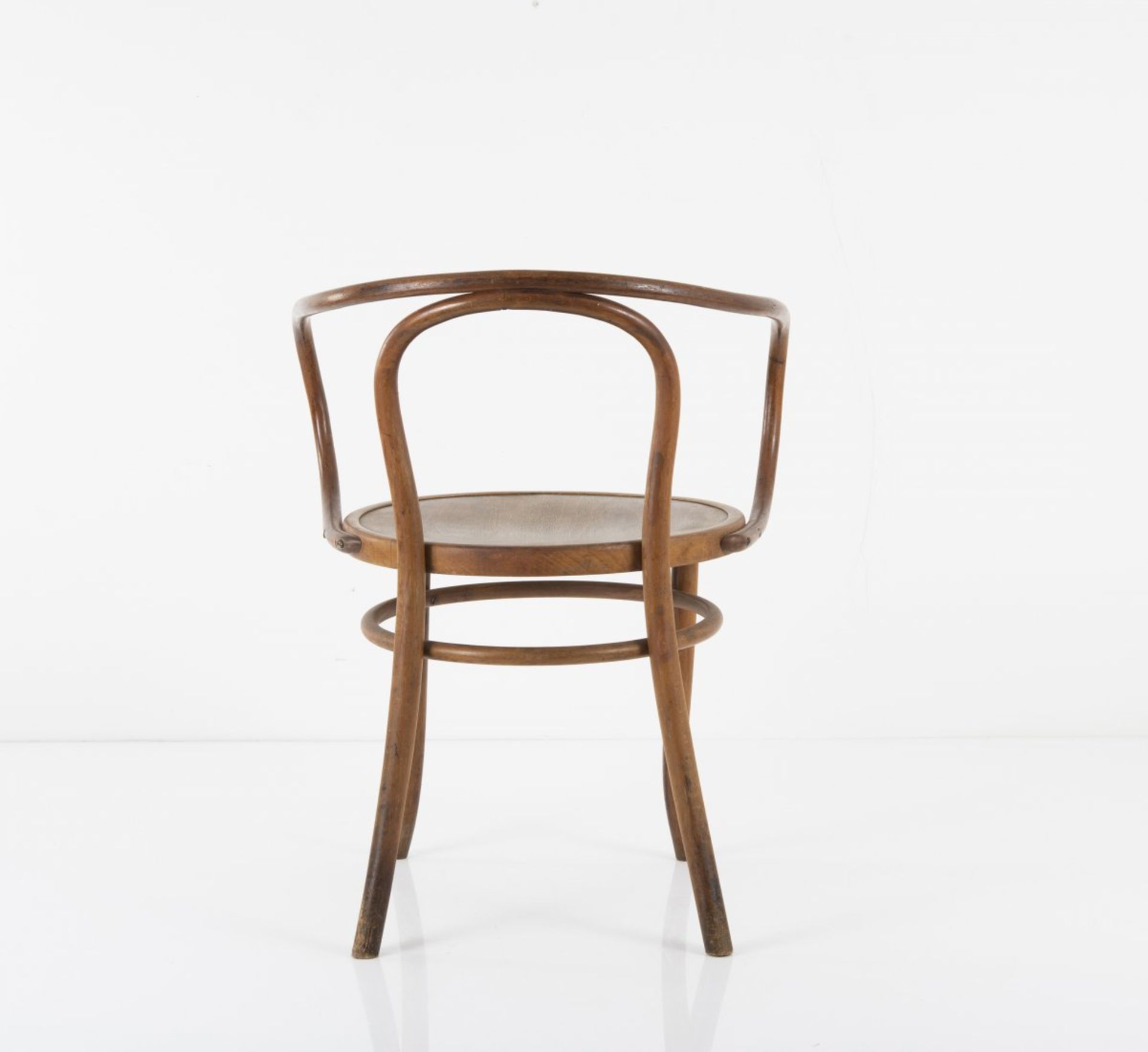 Thonet, Vienna (Works design), '6009' chair, c. 1900'6009' chair, c. 1900H. 76 x 60 x 56.5 cm. Beech - Bild 6 aus 7