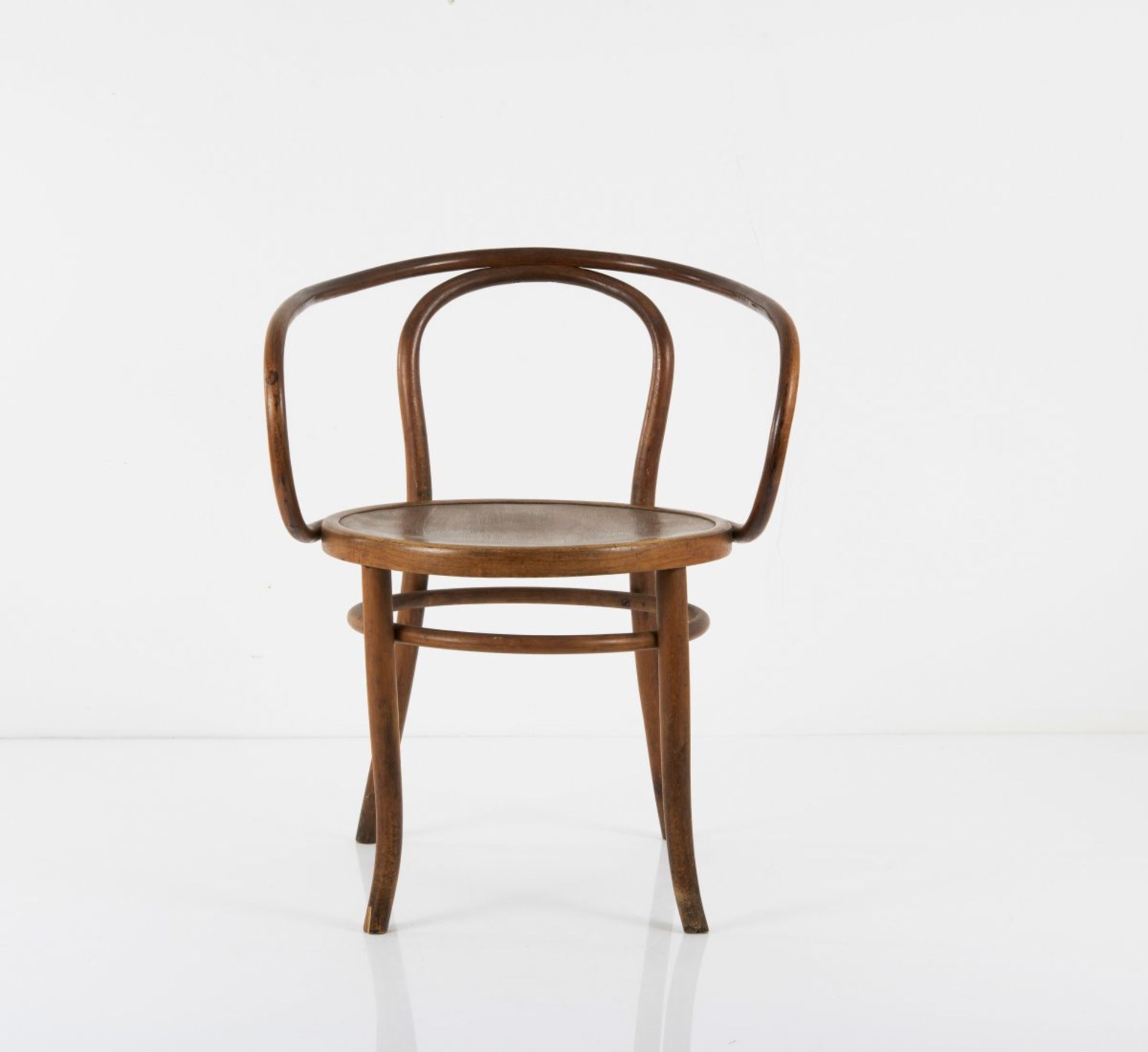 Thonet, Vienna (Works design), '6009' chair, c. 1900'6009' chair, c. 1900H. 76 x 60 x 56.5 cm. Beech