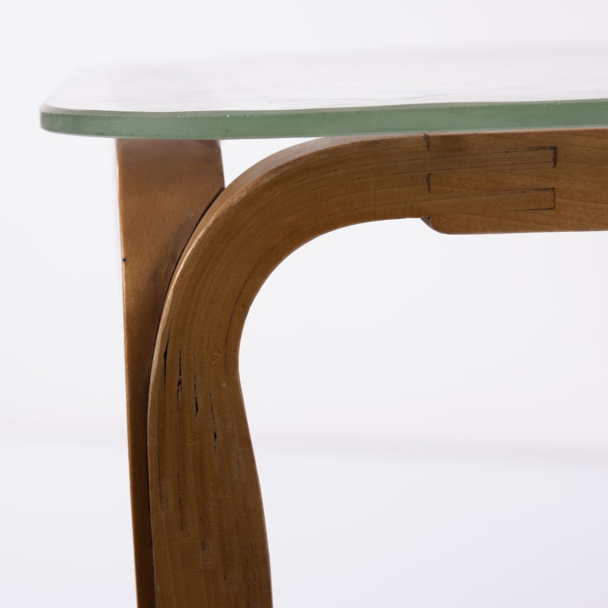Alvar Aalto, Side table 'Y85', around 1947Side table 'Y85', around 1947H. 43.5 x 64 x 41 cm. Made by - Image 7 of 12