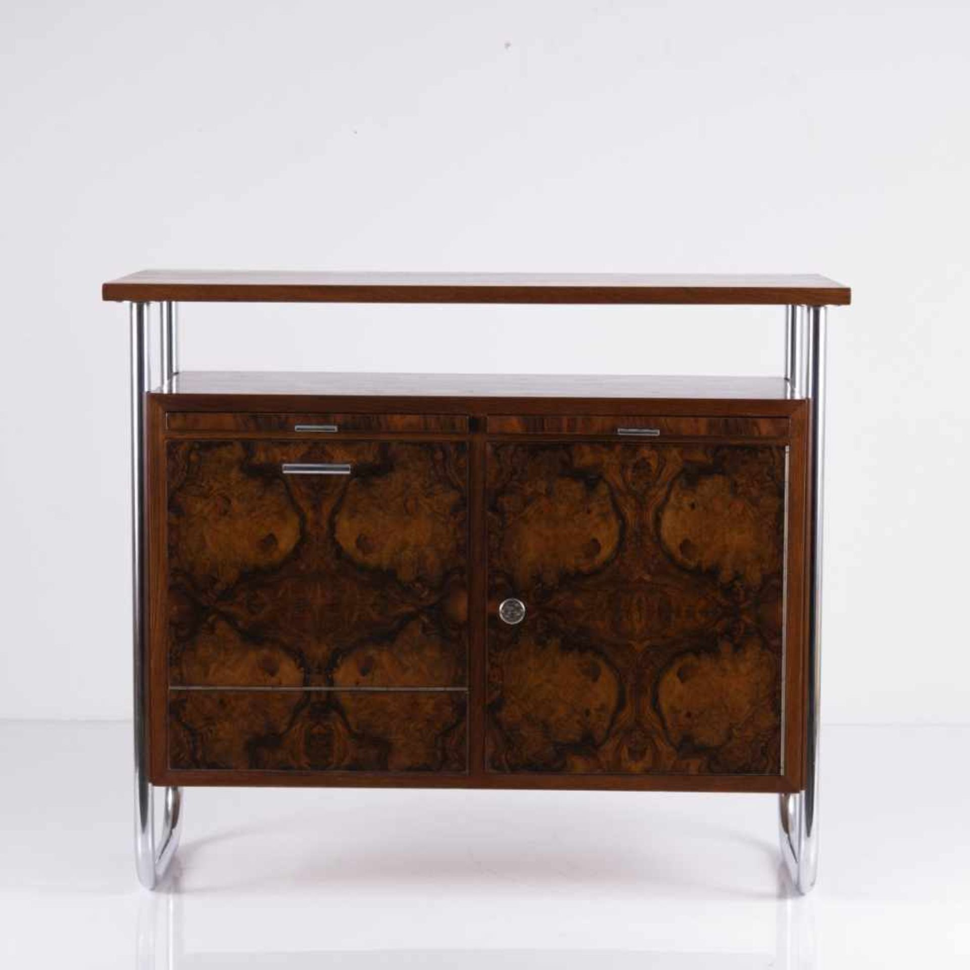 Jindrich Halabala, Bar cabinet, 1930sBar cabinet, 1930sH. 76.5 x 90 x 43 cm. Made by Spojené UP - Bild 2 aus 6