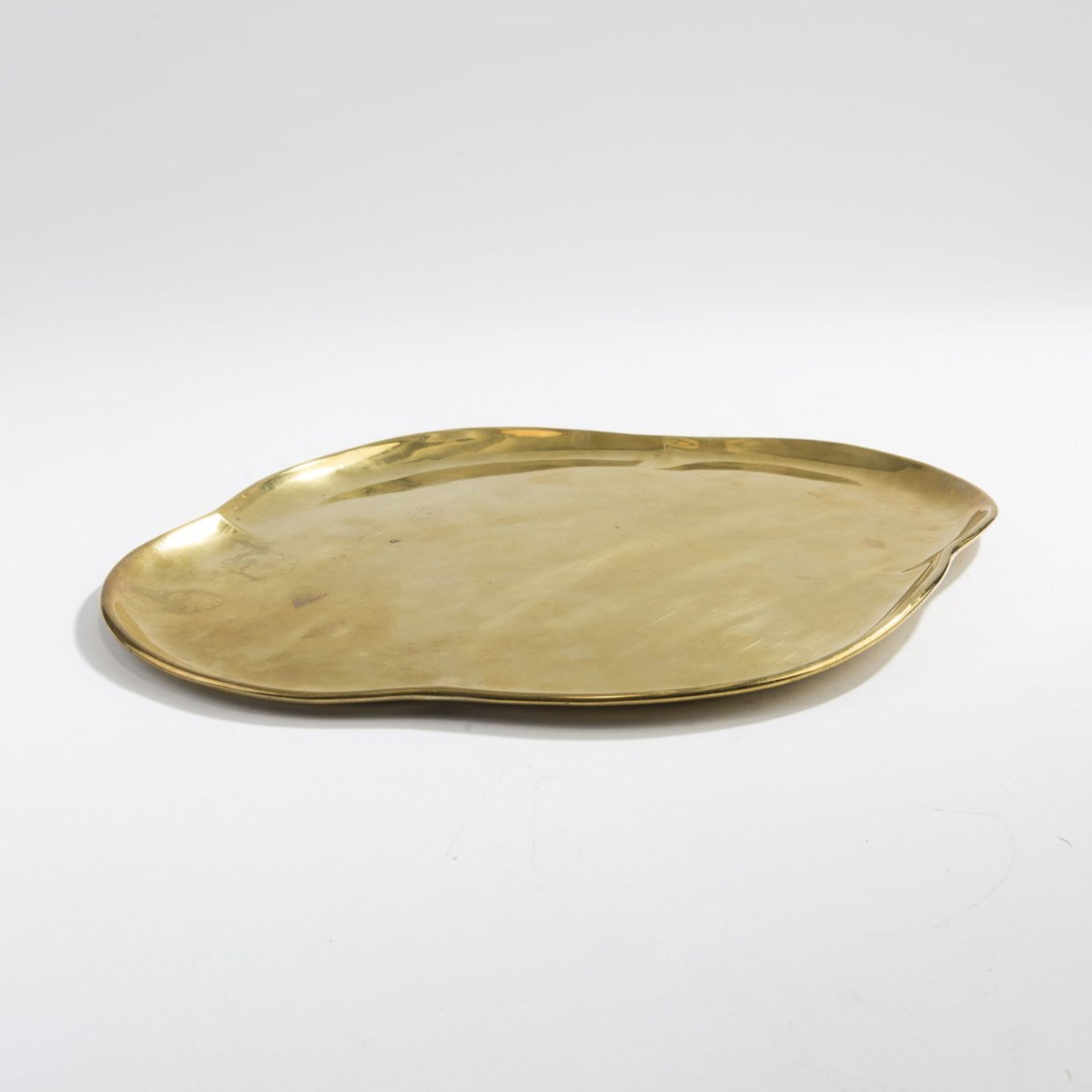 Adelbert Niemeyer , Tray, c. 1910/11 Tray, c. 1910/11 37.7 x 31.5 cm. Made by Deutsche