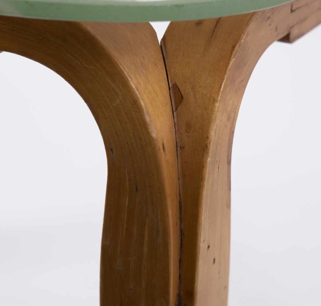 Alvar Aalto, Side table 'Y85', around 1947Side table 'Y85', around 1947H. 43.5 x 64 x 41 cm. Made by - Image 9 of 12