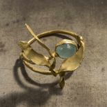 Peter Hassenpflug, Bangle, c. 1968Bangle, c. 196818ct yellow gold, moonstone. 97 grams. D. 5-6 cm.