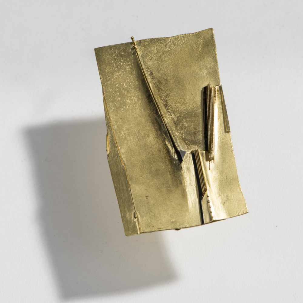 Othmar Zschaler, Brooch, c. 1970Brooch, c. 197018ct yellow gold. 42 grams. 4.2 x 7.1 cm. Signed: