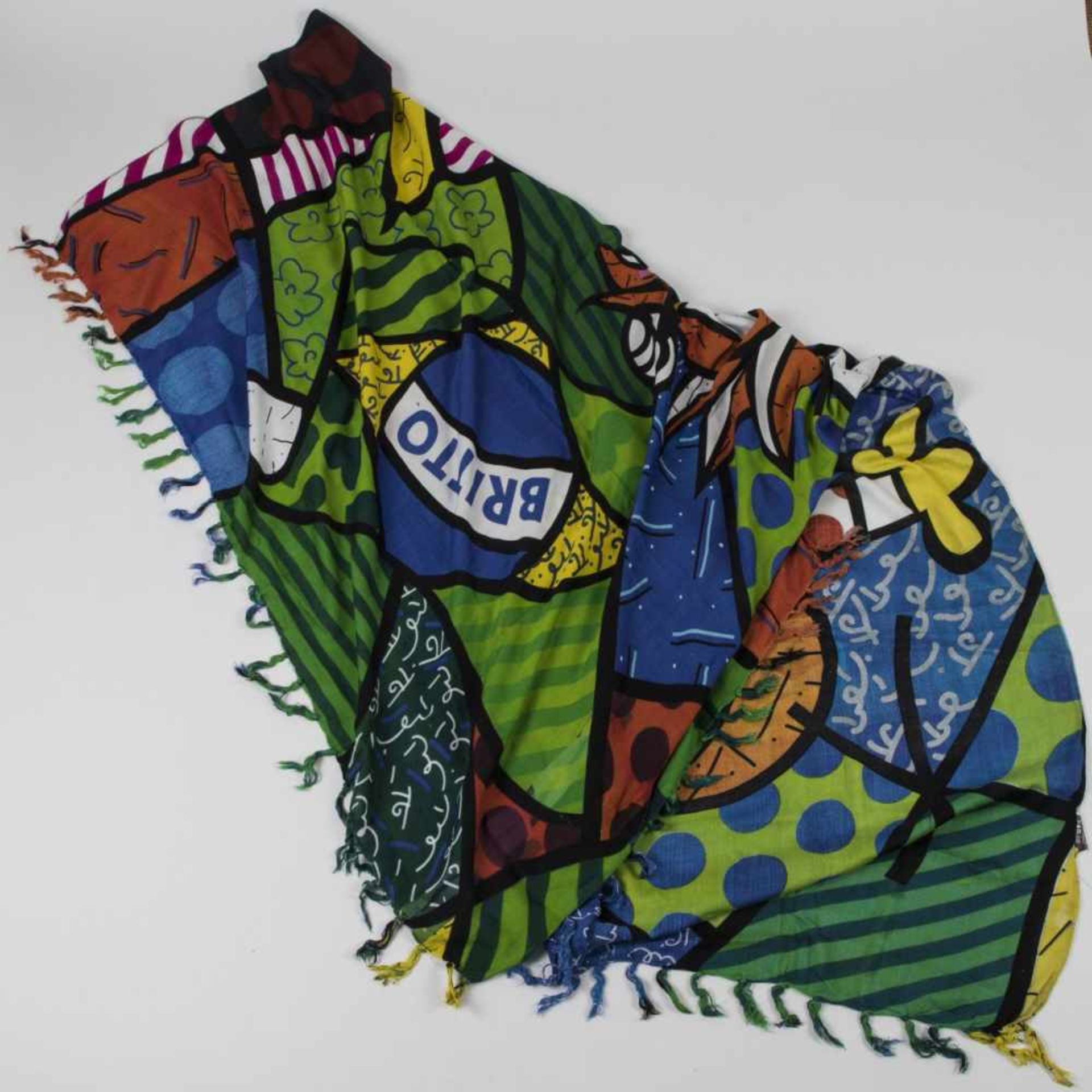 Romero Britto, Without Title (Foulard Baliblue by Britto TM), 2011Without Title (Foulard Baliblue by - Bild 2 aus 2