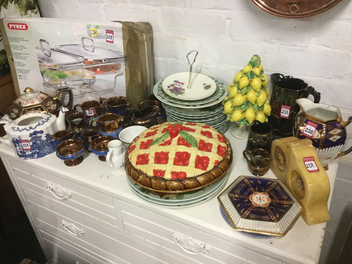Miscellaneous ceramics and glass including a boxed Pyrex food warmer, a set of 'country' decorated