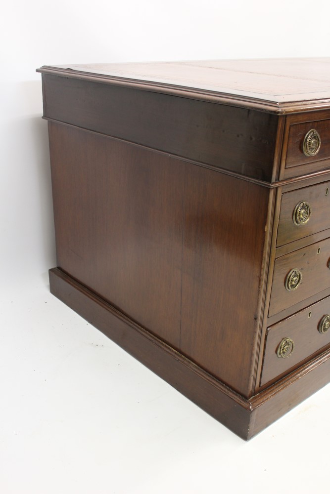 Late 19th / early 20th century mahogany pedestal desk with tooled red leather inset top and nine - Image 3 of 4