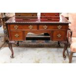 Good quality early 20th century Chippendale revival kneehole desk,