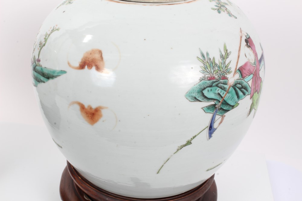 Pair late 19th / early 20th century Chinese export baluster jars and covers with famille rose - Image 11 of 16