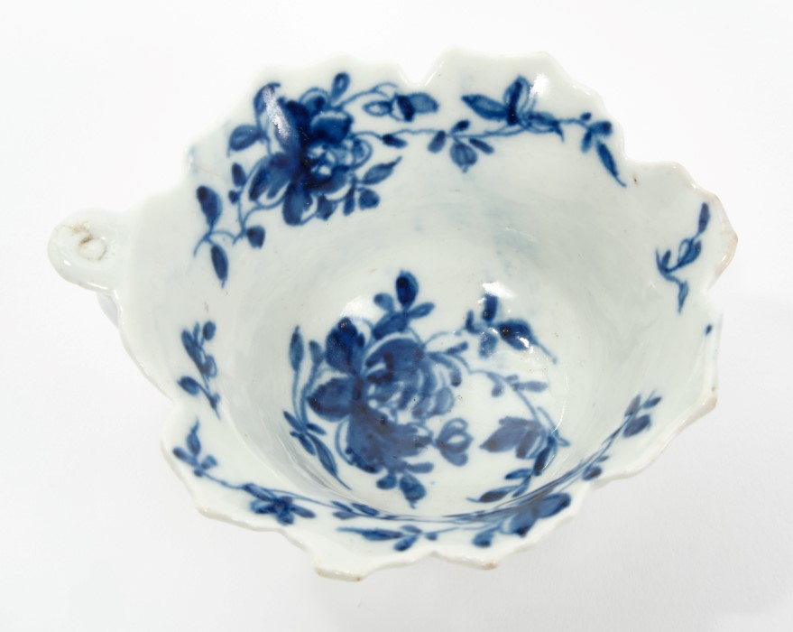 18th century Worcester blue and white leaf-moulded butterboat with floral decoration and stalk - Image 2 of 3