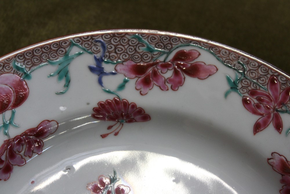 Mid-18th century Chinese export famille rose porcelain plate painted with cockerels on rock with - Image 6 of 13