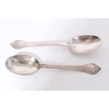 Pair of late 17th century silver lace back rat tail trefid spoons and decorated terminals (London