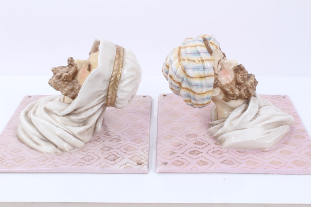 Pair of unusual 19th century French porcelain Arab head wall plaques with protruding heads on gilt - Image 4 of 8