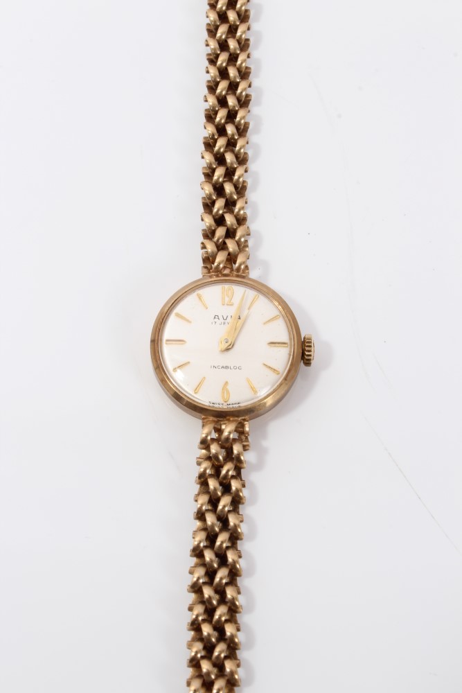 Gold (9ct) ladies' Avia seventeen jewel wristwatch on gold (9ct) fancy link bracelet