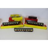 Railway - Hornby 00 gauge - selection of boxed coaches, vans and wagons - including Pullman,