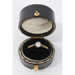 Gold (18ct) diamond single stone ring,