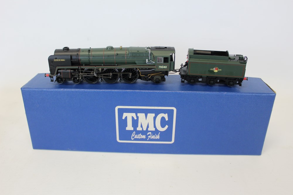 Railway - Hornby 00 gauge Britannia Class 7MT locomotive and tender,