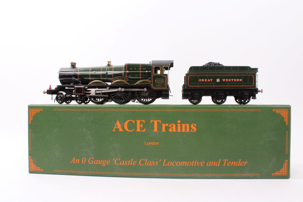 Railway - Ace Trains - 0 gauge Castle Class locomotive and tender - 'Shrewsbury Castle' 5009,