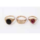 Three 9ct gold signet rings - various CONDITION REPORT Total gross weight