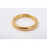 Gold (22ct) wedding ring. Size M CONDITION REPORT Weight approximately 5.