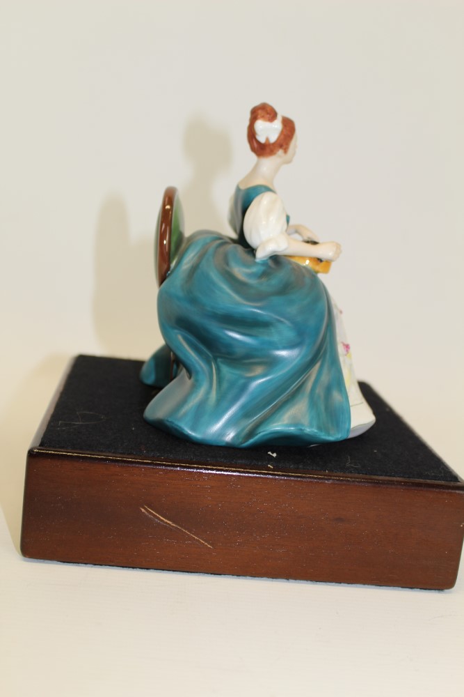 Royal Doulton limited edition figure - Hurdy-Gurdy HN2796 no. - Image 4 of 6