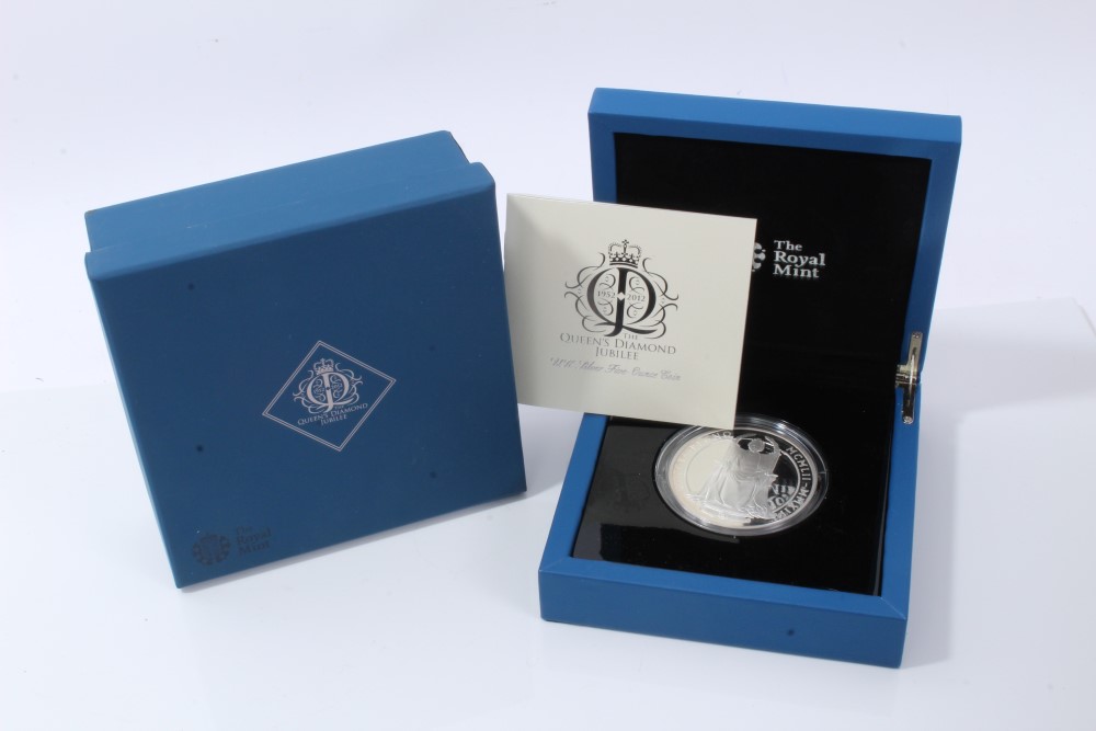 G.B. The Royal Mint The Queen’s Diamond Jubilee Silver Proof Five-Ounce £10 coin 2012 – in case of